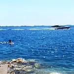 Apartman By The Sea - Pasman - 8405